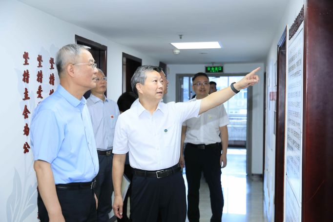 民进中央主席蔡达峰到川开展“学规定、强作风、树形象”主题教育调研