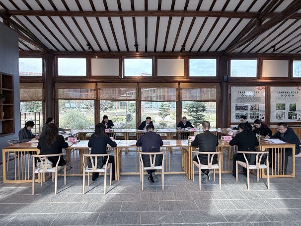 许唯临在乐山开展民进基层组织建设调研